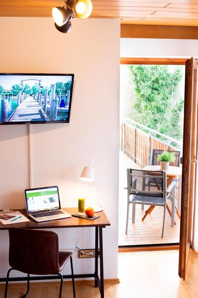 Haus Rose Bed & Breakfast Allensbach Ngoại thất bức ảnh
