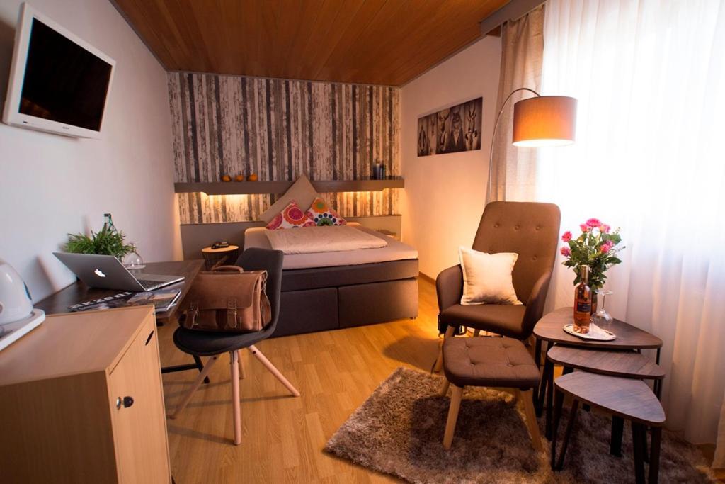 Haus Rose Bed & Breakfast Allensbach Ngoại thất bức ảnh