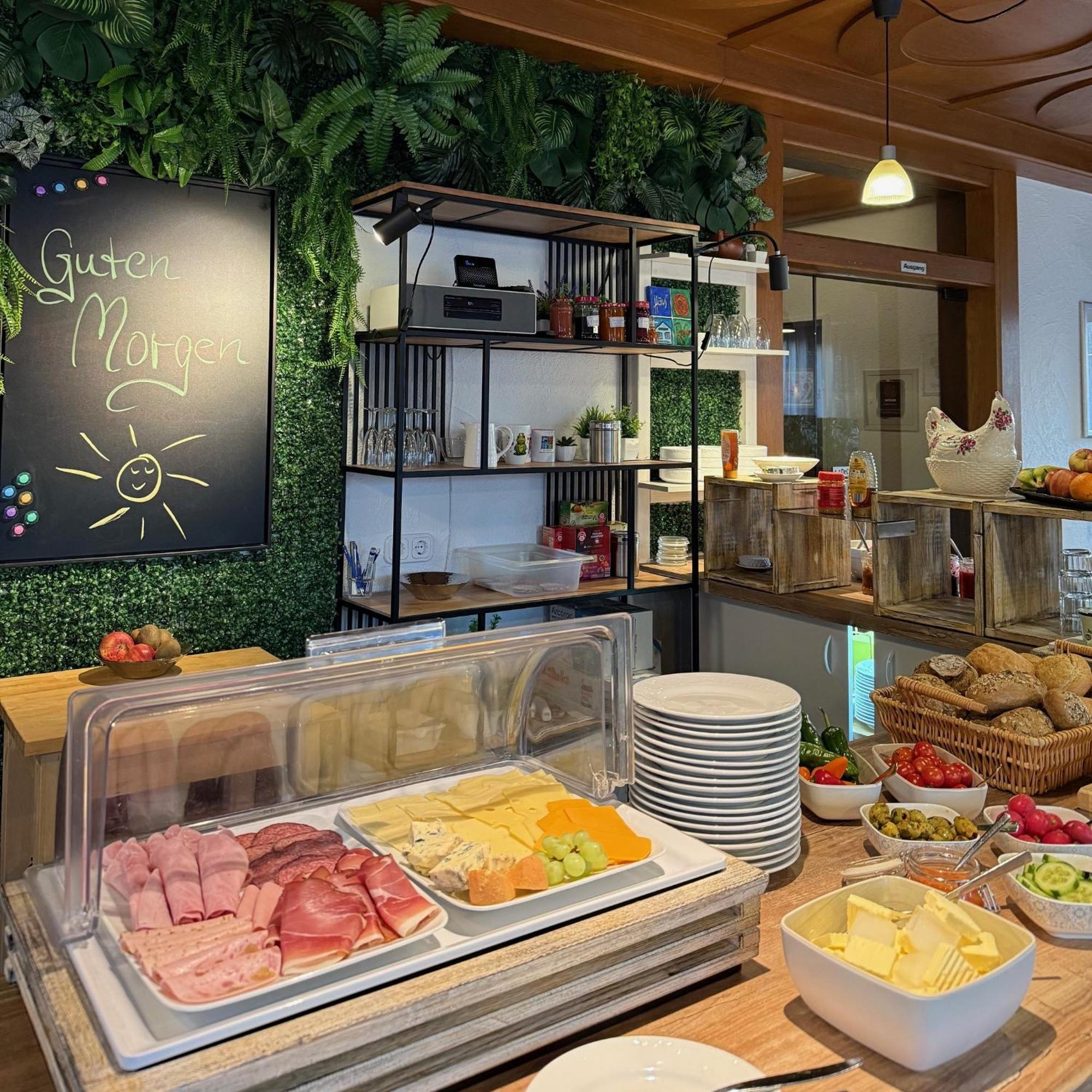 Haus Rose Bed & Breakfast Allensbach Ngoại thất bức ảnh