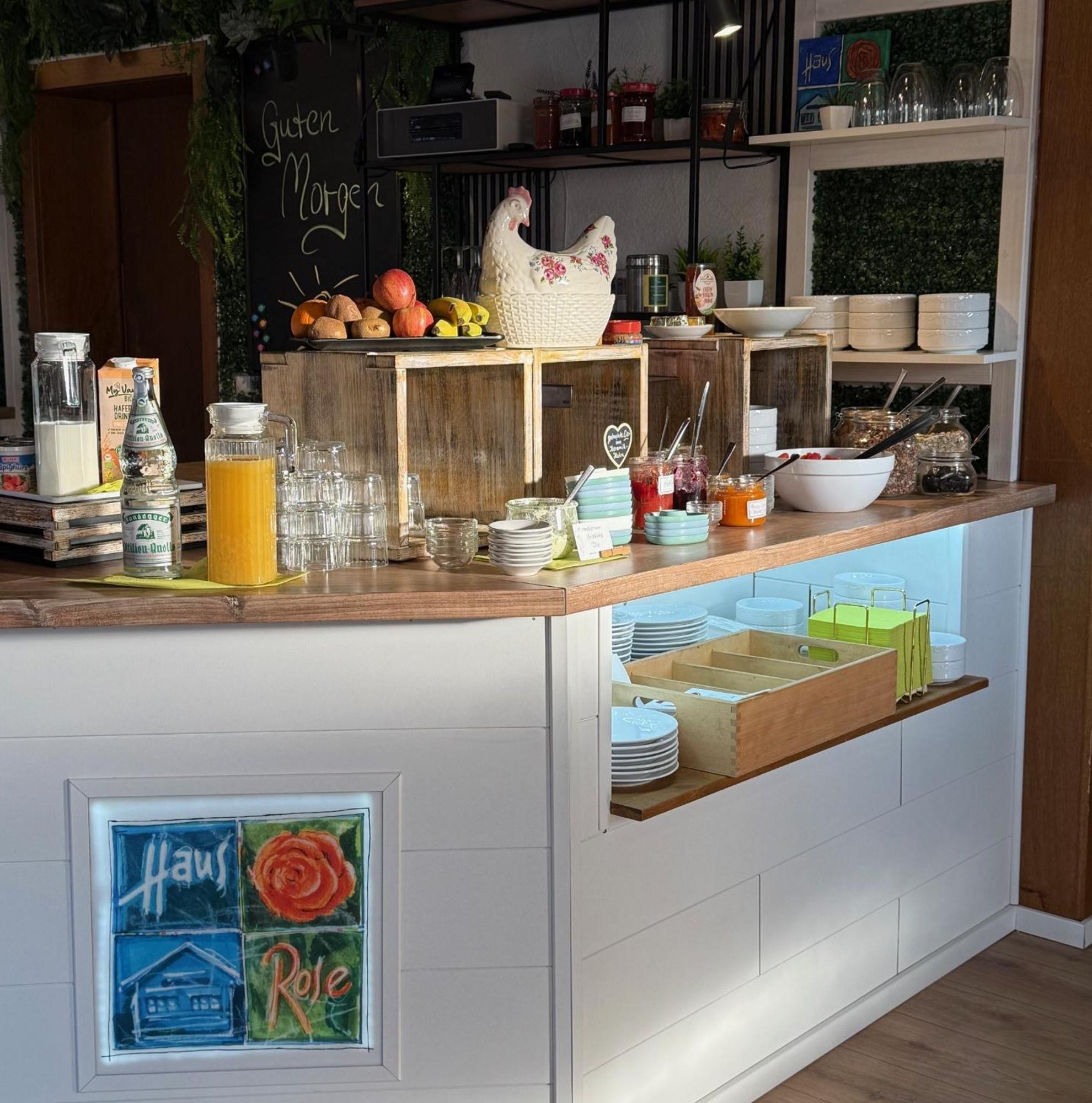 Haus Rose Bed & Breakfast Allensbach Ngoại thất bức ảnh